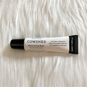 🐄 Cowshed Natural Moisturizing Lip Balm .4oz